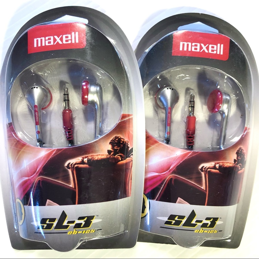 NWT 2 Pair Maxell Stereo Ear Buds with 4' cord